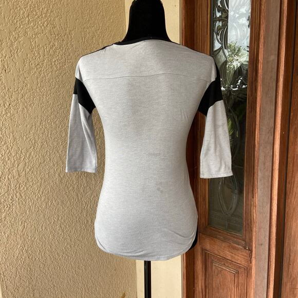 Fantastic Beasts Womens Juniors Tee XS Muggle Worthy Baseball Raglan Gray Black - Picture 7 of 9